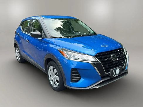 Used 2021 Nissan Kicks S FWD image 8