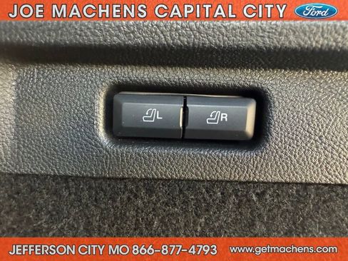 Used 2025 Lincoln Corsair Grand Touring w/ Equipment Group 302A image 12