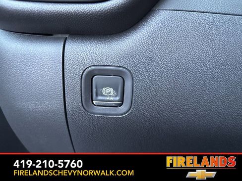 New 2026 Chevrolet Silverado 1500 W/T w/ WT Value Package image 10