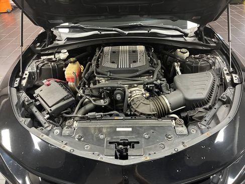 Used 2017 Chevrolet Camaro ZL1 RWD image 23