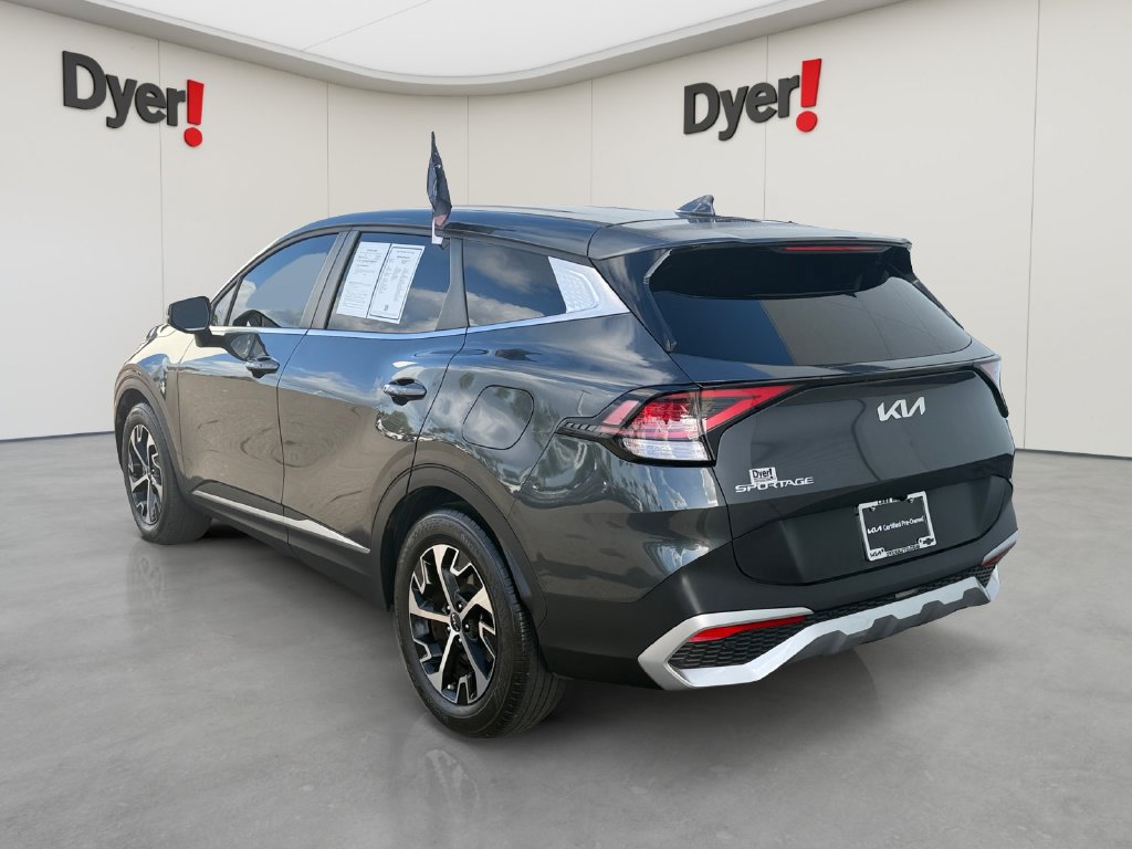 Certified 2024 Kia Sportage EX FWD image 3