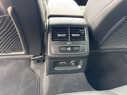 Used 2022 Audi A4 2.0T Premium Plus AWD/4WD image 30