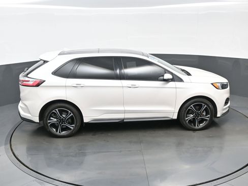 Used 2019 Ford Edge ST w/ Convenience Package image 40