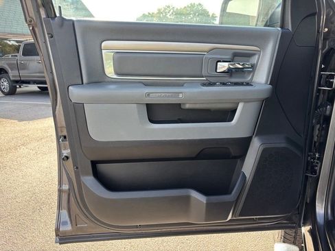 Used 2018 RAM 2500 Big Horn image 13