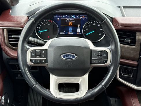 Used 2024 Ford Expedition Limited RWD image 15