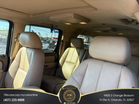 Used 2014 Chevrolet Suburban LT image 5