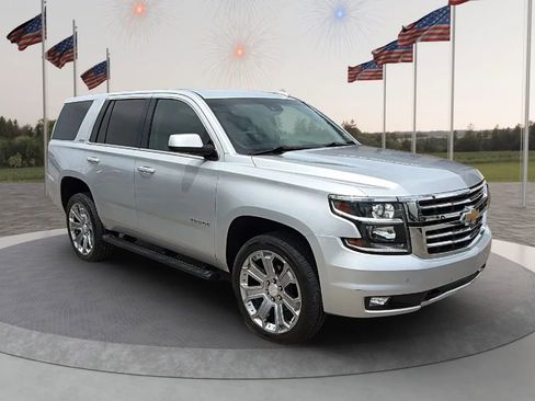 Used 2018 Chevrolet Tahoe LT AWD/4WD image 9