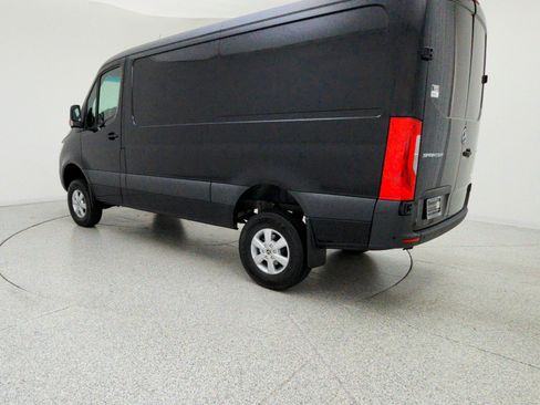 Used 2026 Mercedes-Benz Sprinter 2500 image 8