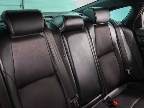 Used 2022 Honda Accord Sport image 27