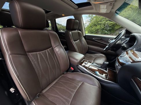 Used 2016 INFINITI QX60 FWD w/ Deluxe Technology Package image 16