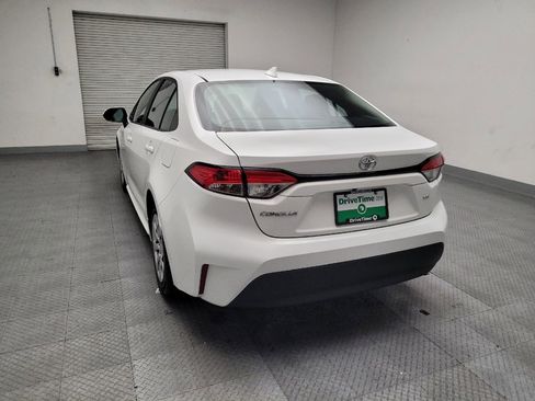 Used 2024 Toyota Corolla LE image 6