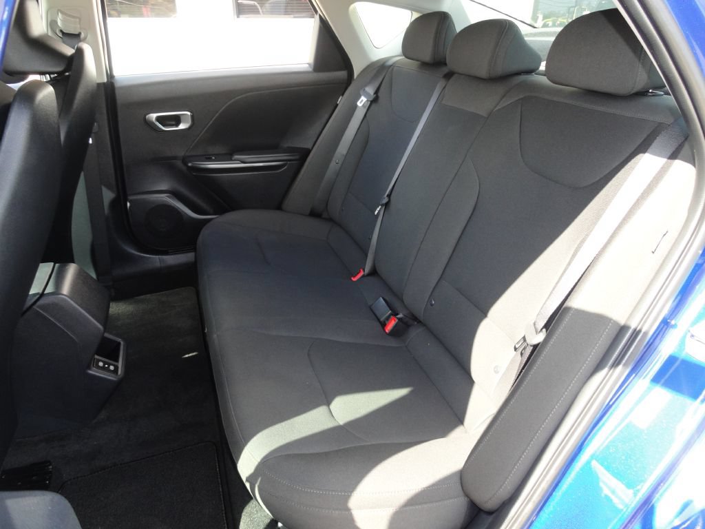 Used 2026 Kia K4 FWD image 9
