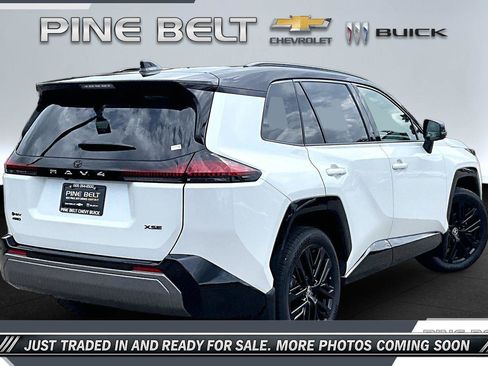 Used 2026 Toyota RAV4 XSE w/ Panoramic Sun Roof Package AWD/4WD image 11