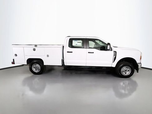 New 2026 Ford F350 XL w/ XL Chrome Package image 17