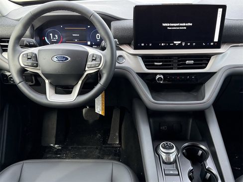 New 2026 Ford Explorer Active w/ Active Comfort Package image 10