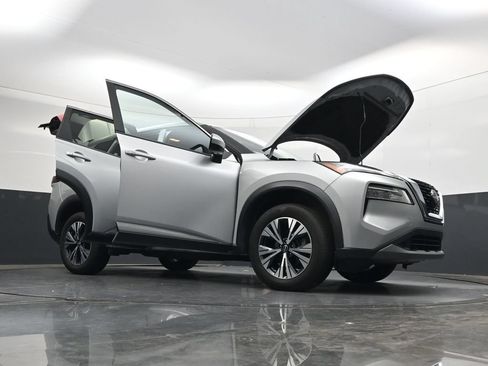 Used 2023 Nissan Rogue SV FWD image 44