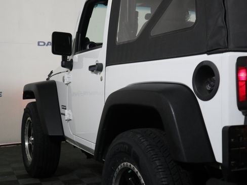 Used 2013 Jeep Wrangler Sport AWD/4WD image 10