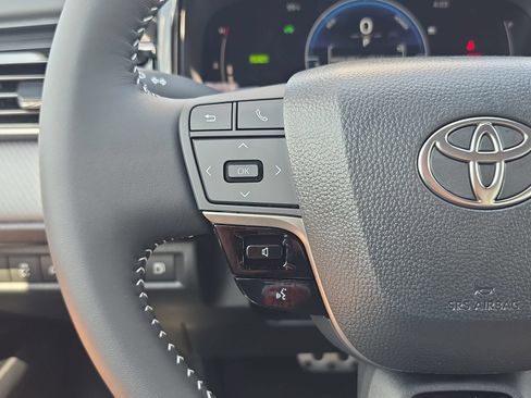 New 2026 Toyota Camry SE FWD image 13