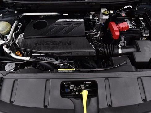 Certified 2025 Nissan Rogue SV image 26