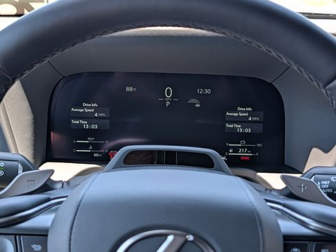 Used 2025 Lexus GX 550 w/ Accessory Package (Z1) AWD/4WD image 56