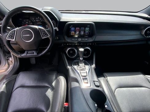 Used 2017 Chevrolet Camaro SS RWD image 15