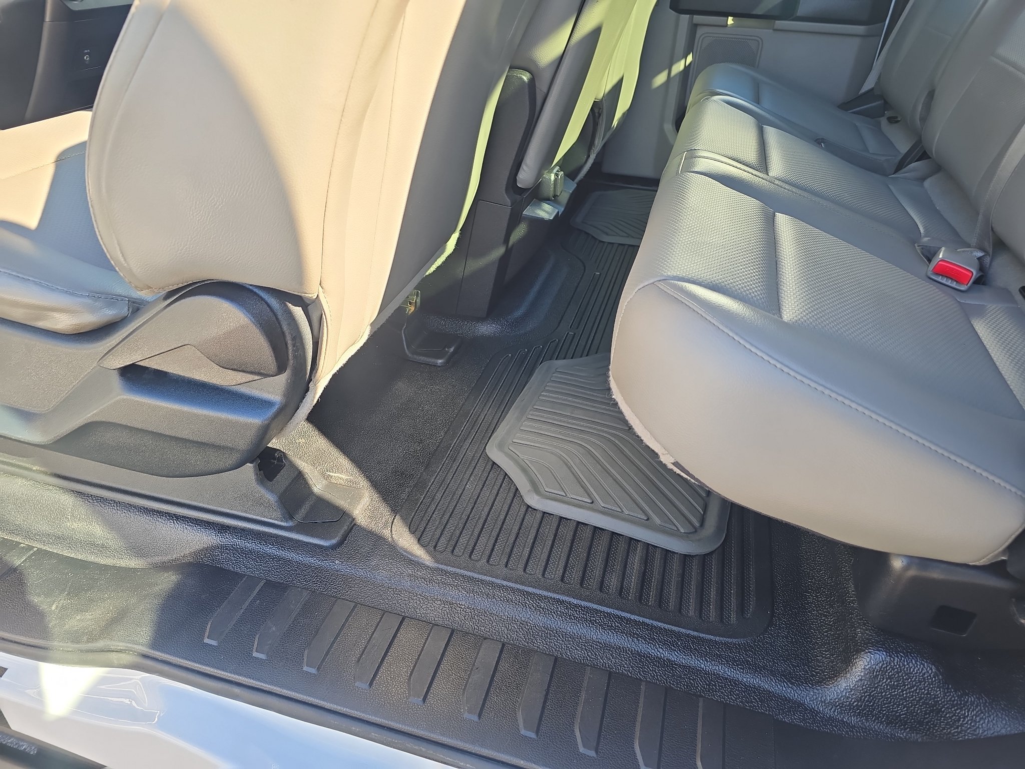 Used 2017 Ford F250 XL w/ Power Equipment Group RWD image 16
