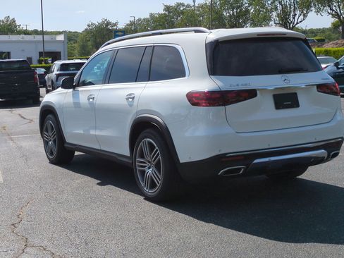 Used 2025 Mercedes-Benz GLS 450 4MATIC image 8