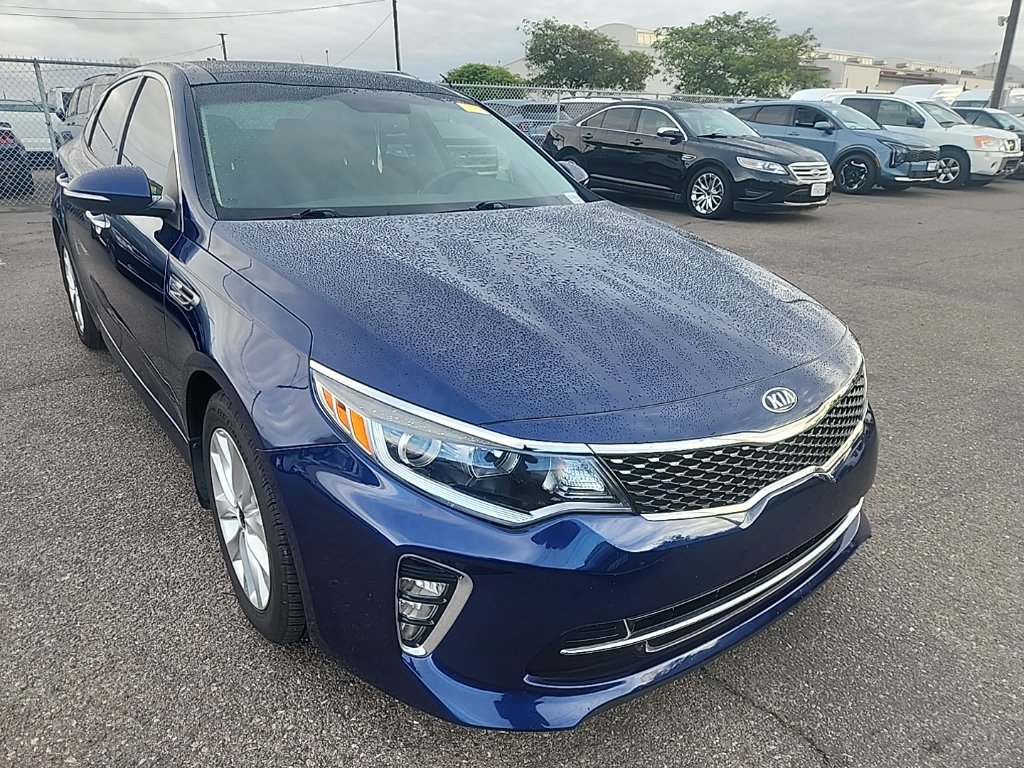 Used 2018 Kia Optima S w/ Panoramic Sunroof Package FWD image 1