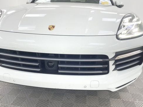 Certified 2020 Porsche Cayenne image 16