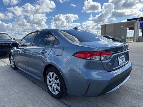 Used 2020 Toyota Corolla LE image 5