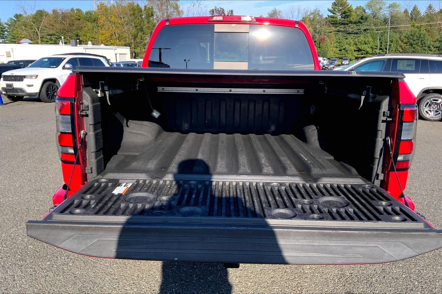 Used 2023 Nissan Frontier SV w/ SV Premium Package AWD/4WD image 29