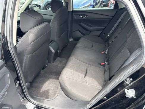 Used 2023 Honda Accord EX image 17