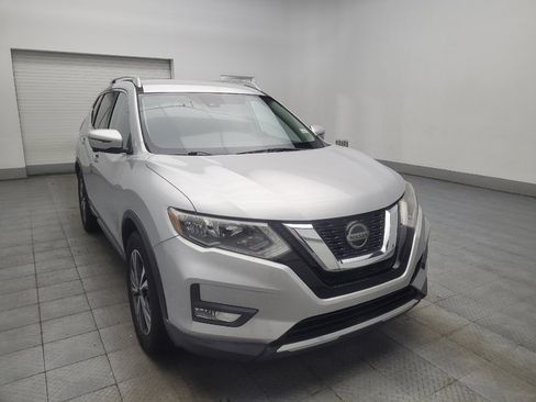 Used 2018 Nissan Rogue SL FWD image 13