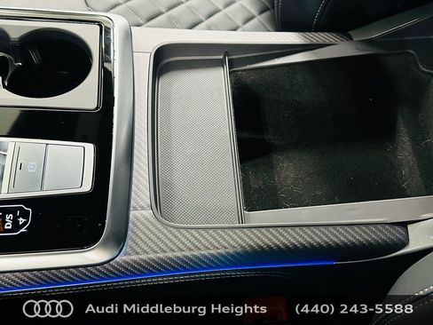 Certified 2025 Audi SQ8 Prestige image 21