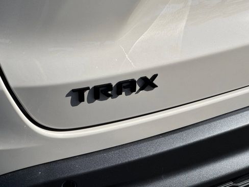 New 2026 Chevrolet Trax RS w/ Sunroof Package FWD image 26