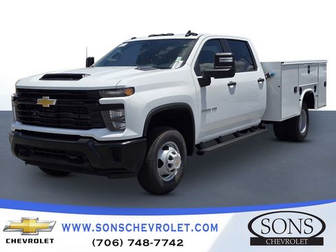 New 2026 Chevrolet Silverado 3500 W/T AWD/4WD image 1