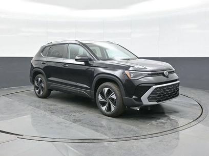 New 2026 Volkswagen Taos SE