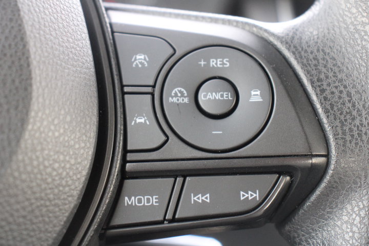 Certified 2025 Toyota Corolla LE FWD image 23
