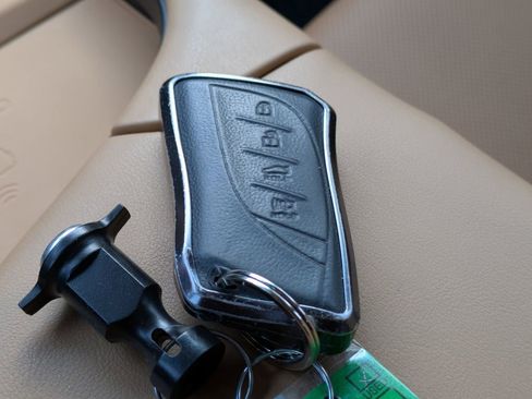 Used 2023 Lexus ES 350 w/ Accessory Package (Z2) FWD image 41