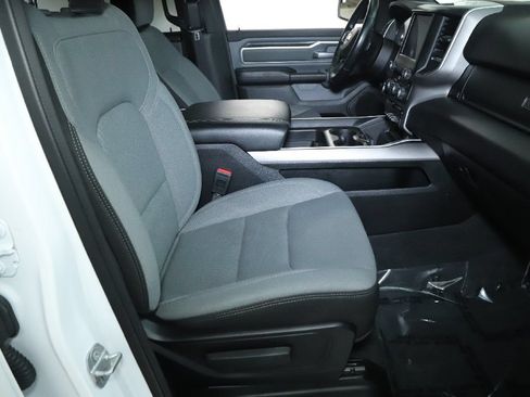 Used 2022 RAM 1500 Big Horn AWD/4WD image 35