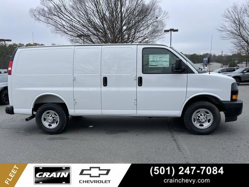 New 2025 Chevrolet Express 2500 w/ Driver Convenience Package image 9