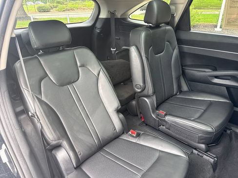 Used 2023 Kia Sorento EX w/ Panoramic Sunroof Package FWD image 34
