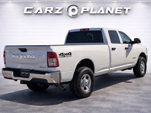 Used 2022 RAM 3500 Tradesman w/ Chrome Appearance Group AWD/4WD image 3