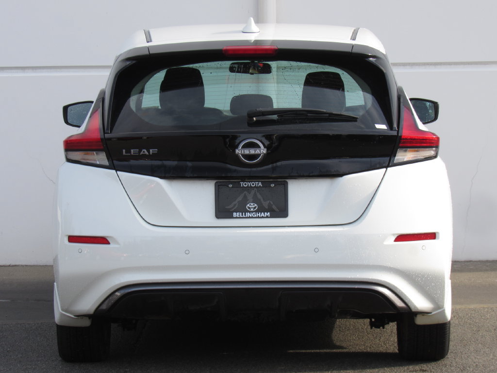 Used 2025 Nissan Leaf S FWD image 7