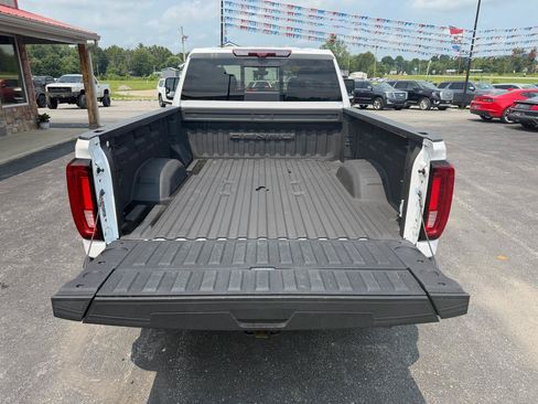 Used 2023 GMC Sierra 2500 Denali w/ Technology Package AWD/4WD image 7