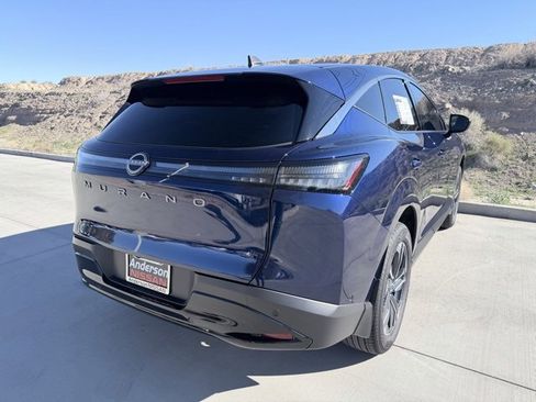 Certified 2025 Nissan Murano SV image 6