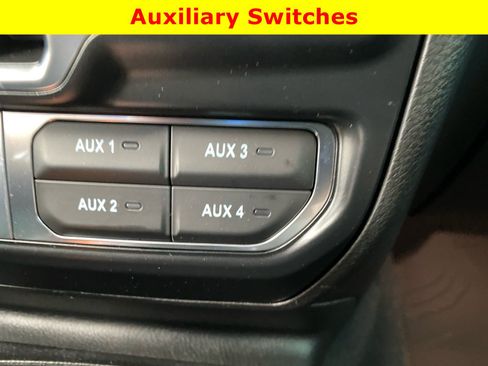 Used 2026 Jeep Gladiator Rubicon AWD/4WD image 24