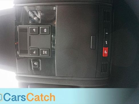 Used 2018 Volkswagen Golf 4-Door AWD/4WD image 19