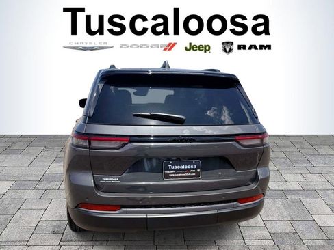 New 2026 Jeep Grand Cherokee Limited w/ Limited Altitude Package RWD image 6