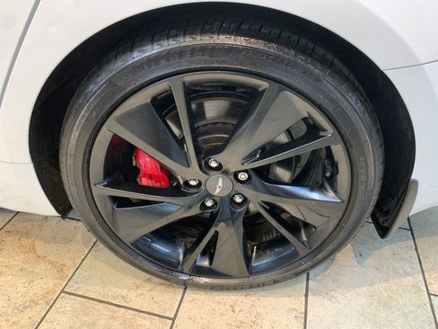 Used 2023 Genesis G70 3.3T w/ Sport Prestige Package image 11